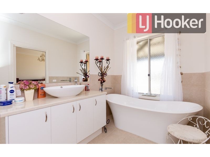 41 Ballara Drive, Wodonga VIC 3690