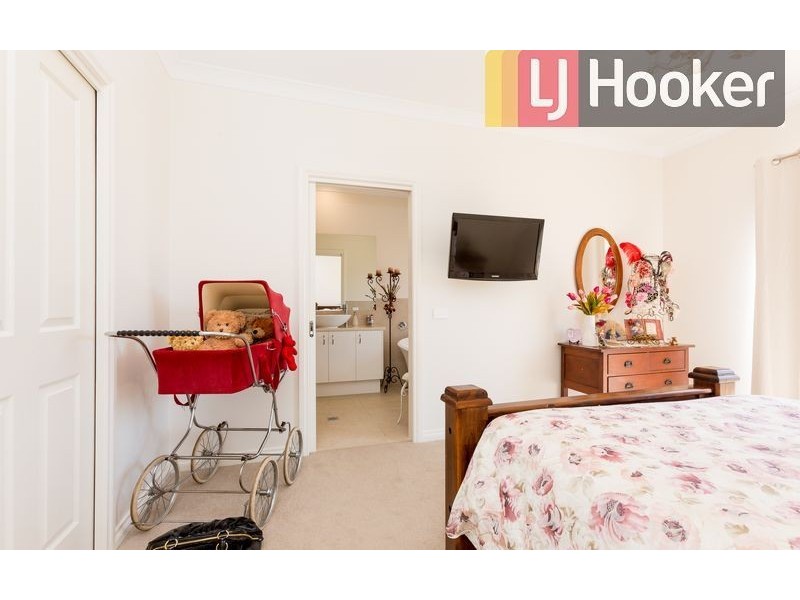 41 Ballara Drive, Wodonga VIC 3690