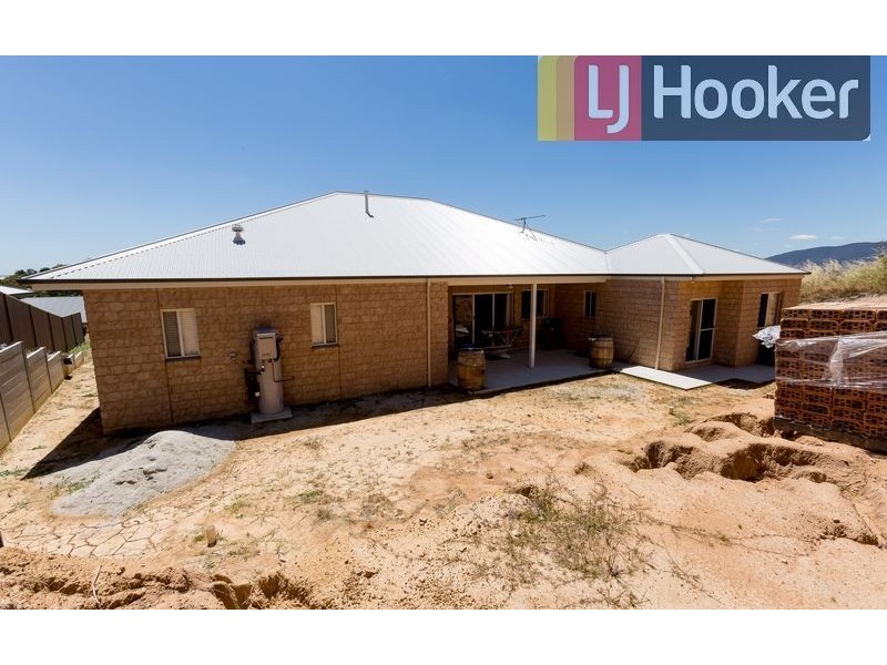 41 Ballara Drive, Wodonga VIC 3690
