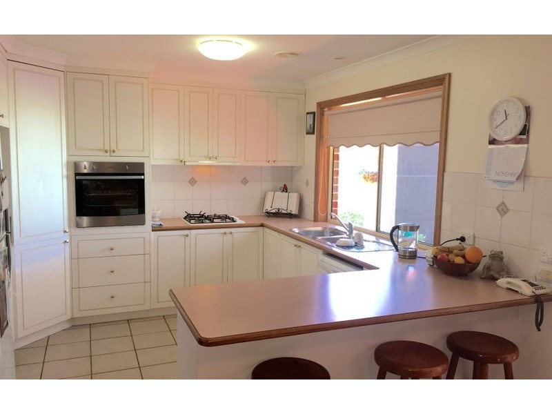 15 The Avenue, Thurgoona NSW 2640