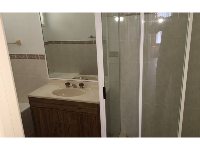 2/735 Harris Court, Albury NSW 2640