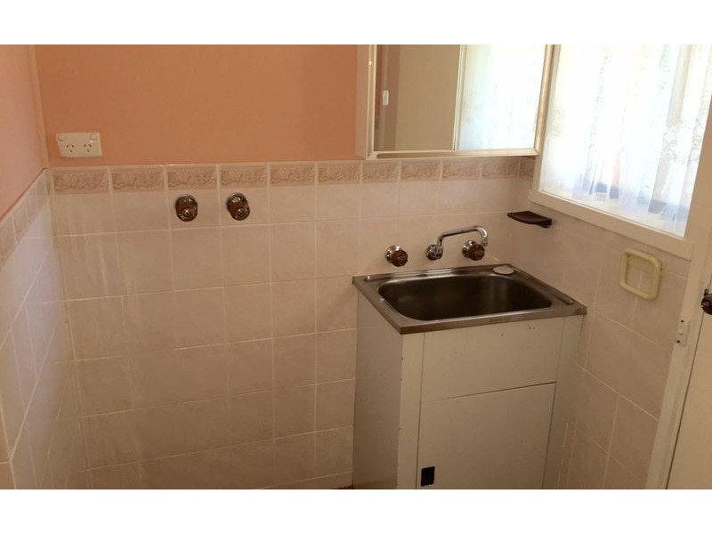 2/735 Harris Court, Albury NSW 2640