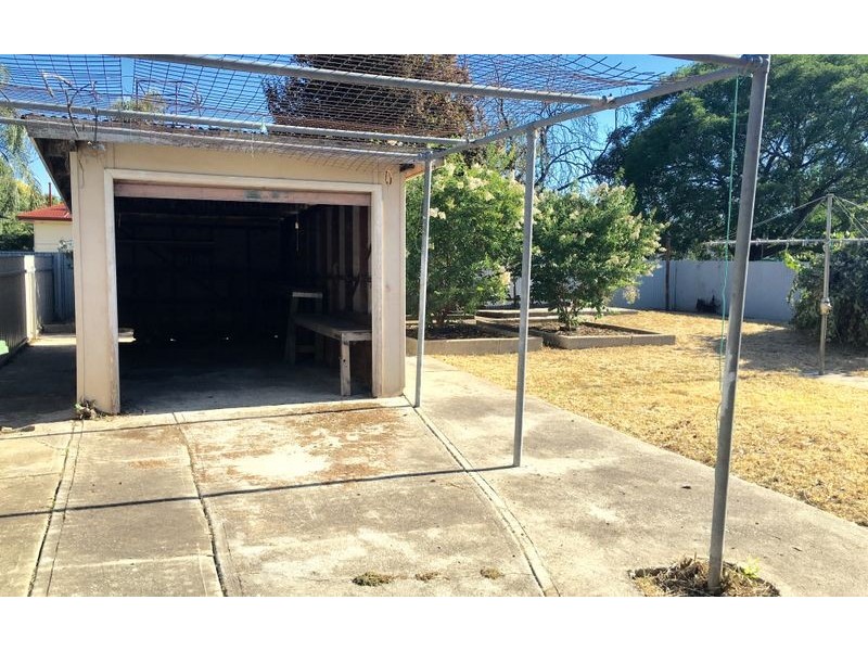 144 Plover Street, Albury NSW 2640