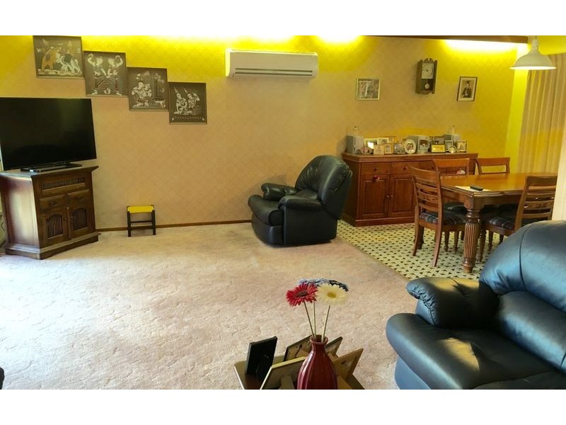 24 Kiewa East Road, Tangambalanga VIC 3691