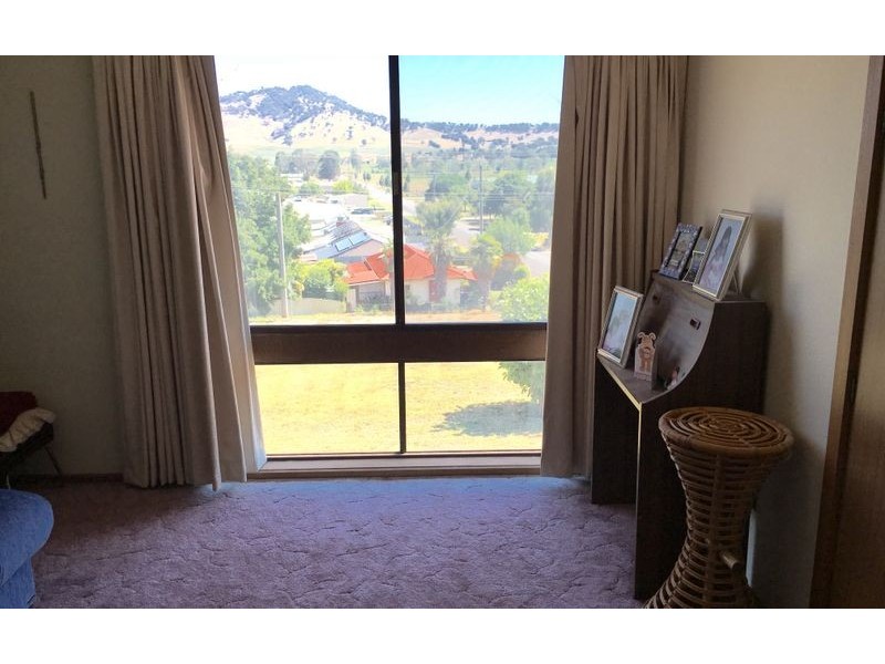 24 Kiewa East Road, Tangambalanga VIC 3691