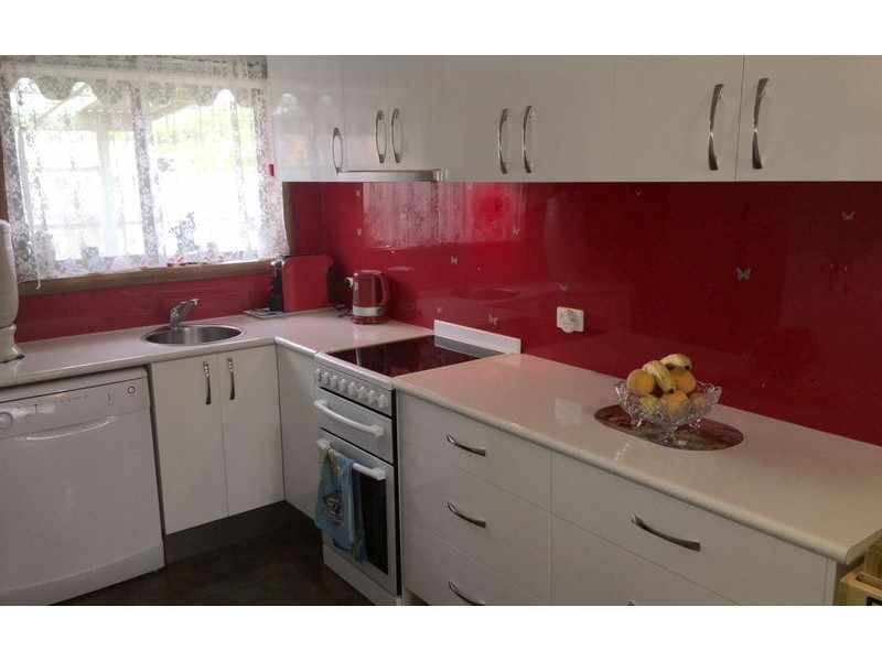 2/476 Kemp Street, Lavington NSW 2641