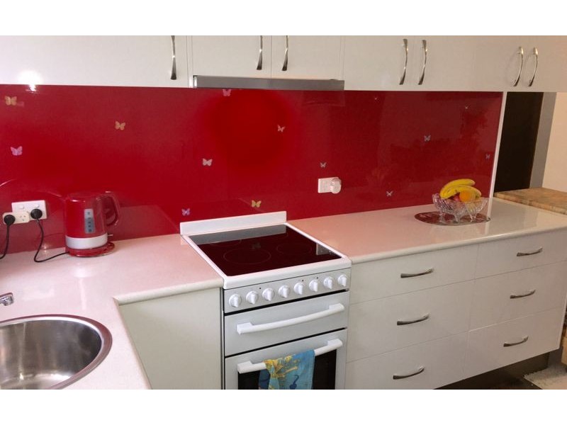 2/476 Kemp Street, Lavington NSW 2641