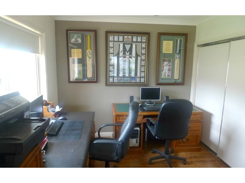 3 Devlin Court, Thurgoona NSW 2640