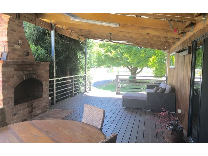 23 La Fontaine Avenue, Mitta Mitta VIC 3701