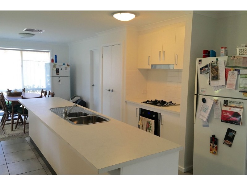 21 Pioneer Place, Thurgoona NSW 2640