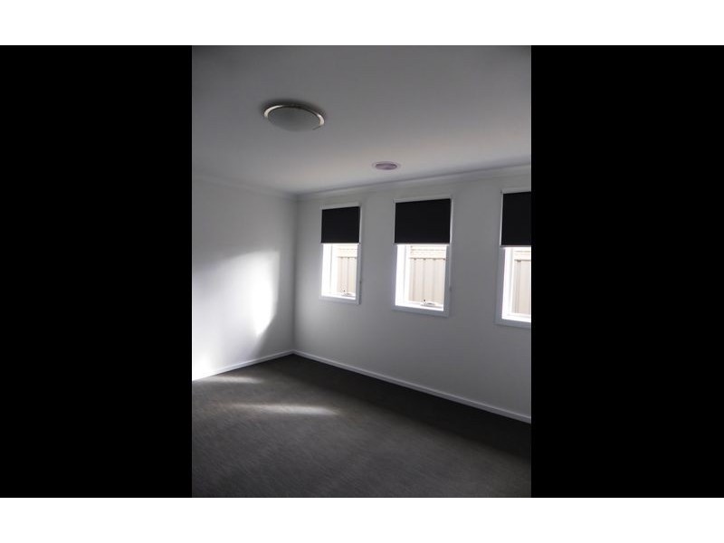 21 Pioneer Place, Thurgoona NSW 2640