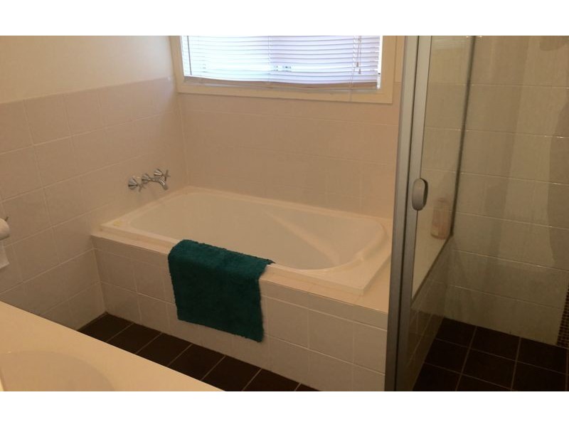 12 Willaroo Street, Thurgoona NSW 2640