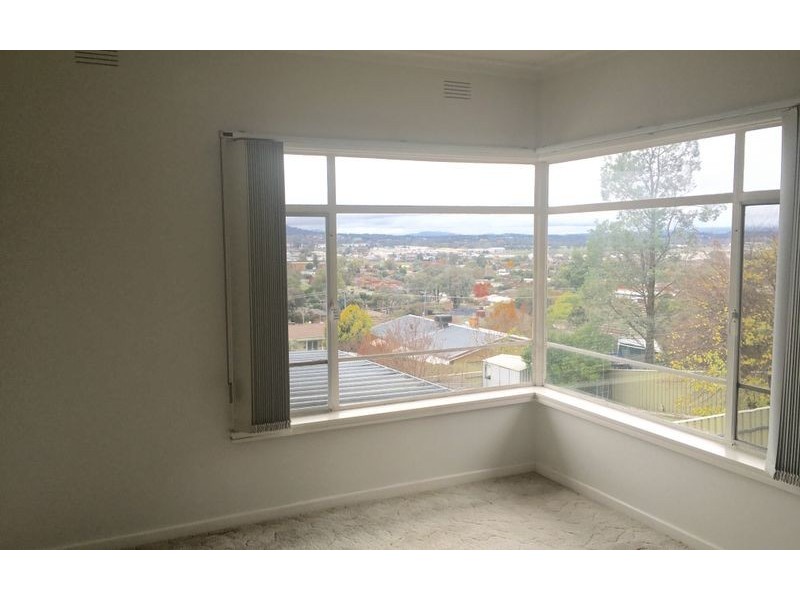 590 Whinray Crescent, East Albury NSW 2640