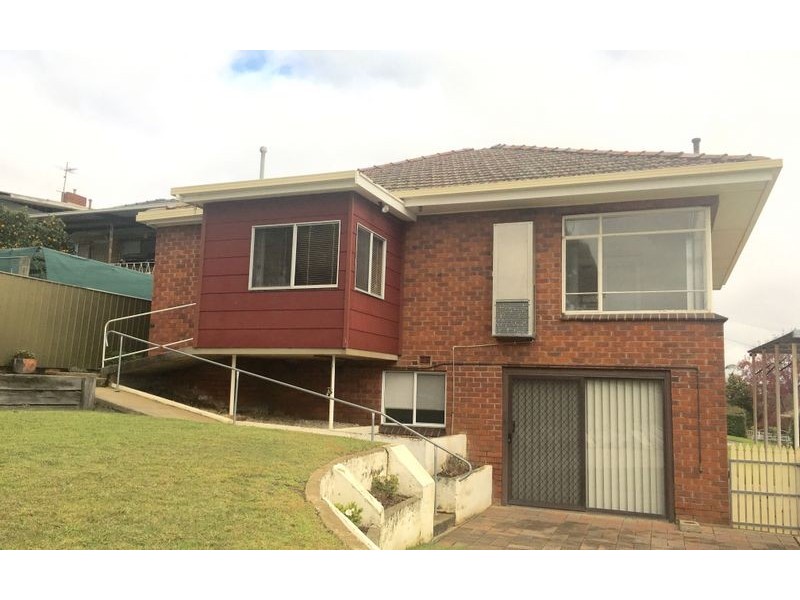 590 Whinray Crescent, East Albury NSW 2640