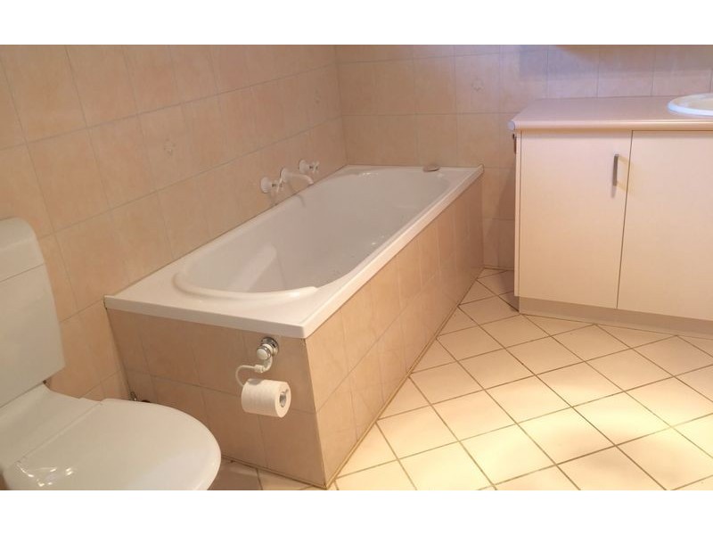 51 Panorama Place, Hamilton Valley NSW 2641