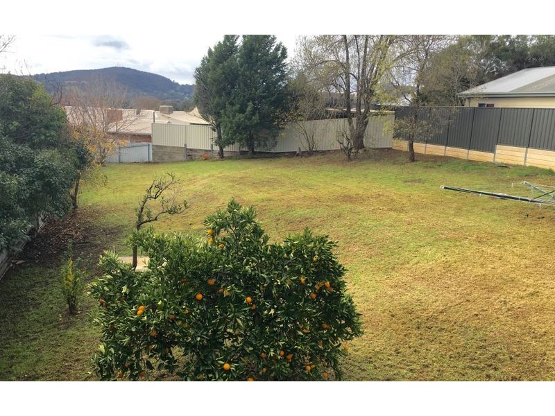 51 Panorama Place, Hamilton Valley NSW 2641