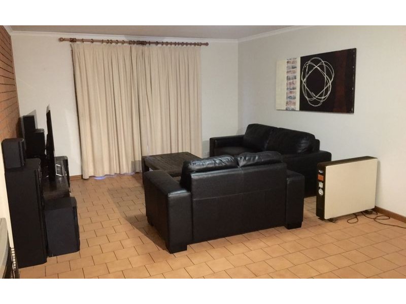 11 Valverde Court, Thurgoona NSW 2640