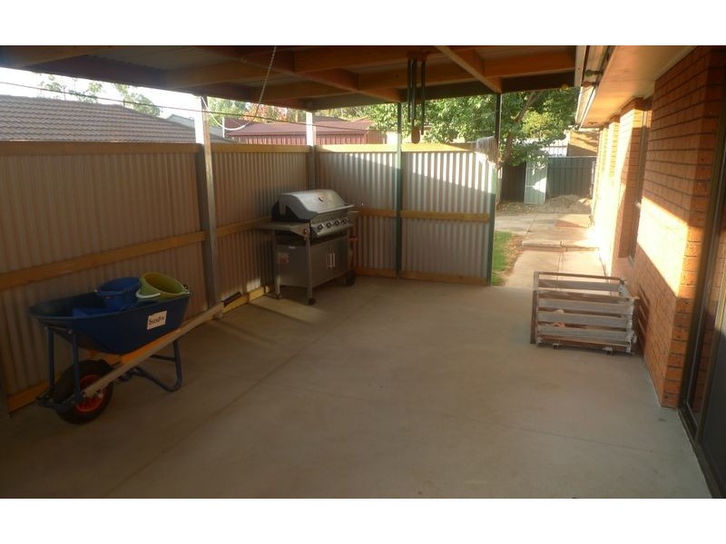 11 Valverde Court, Thurgoona NSW 2640