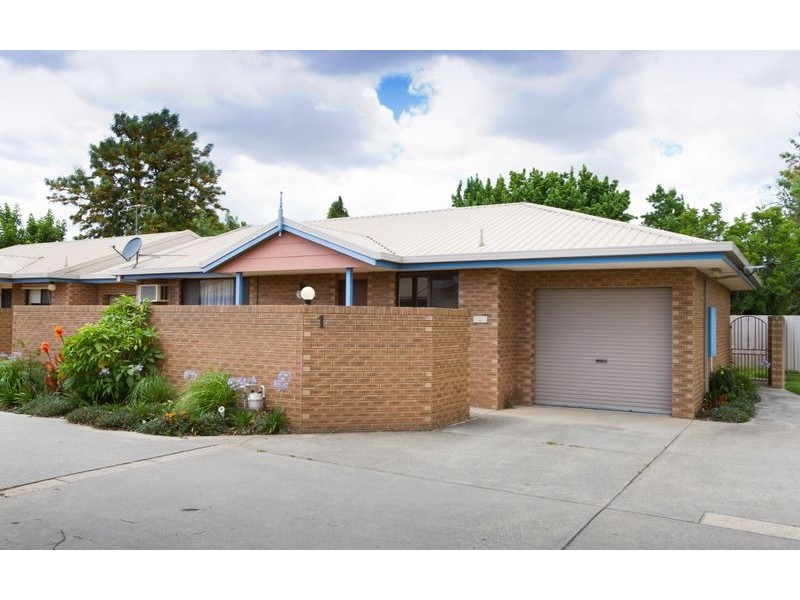 1/252 Olive Street, Albury NSW 2640