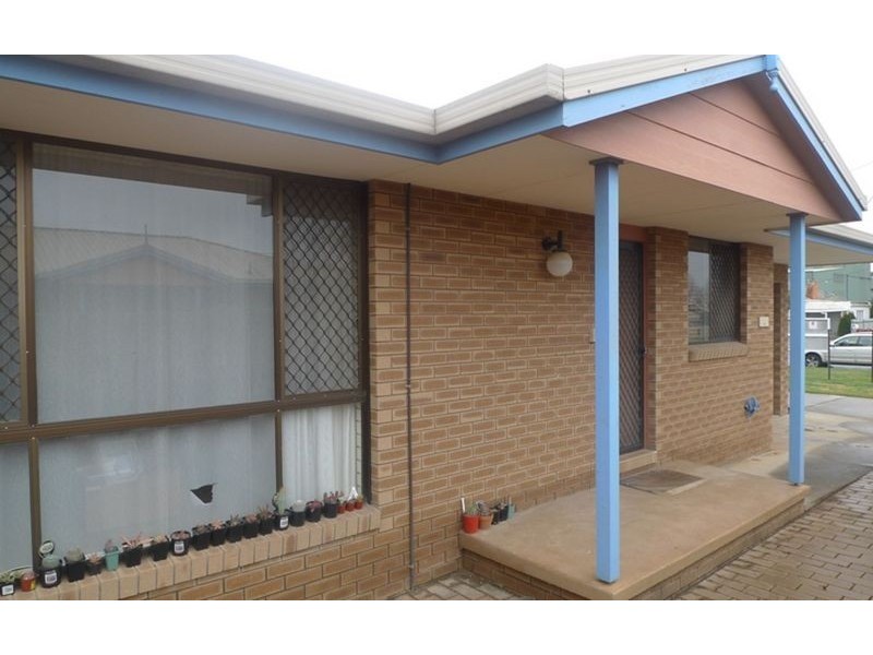 1/252 Olive Street, Albury NSW 2640
