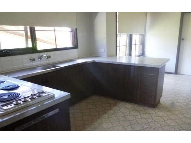 13 Jarrah Street, Wodonga VIC 3690