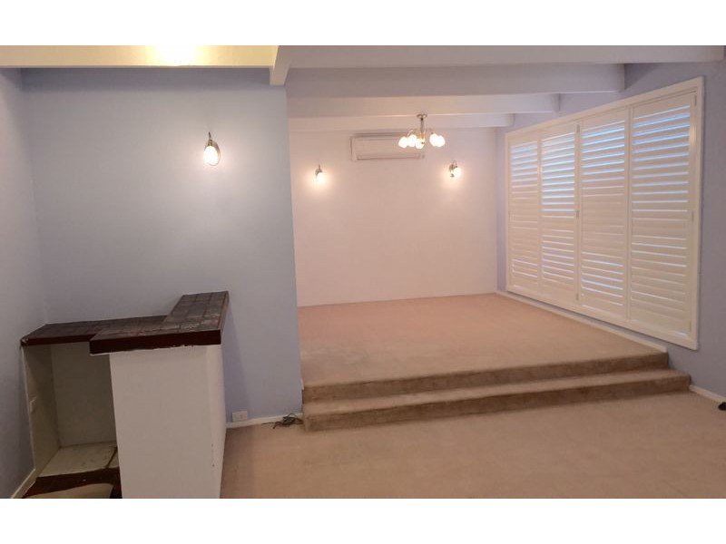 546 Regina Avenue, Lavington NSW 2641