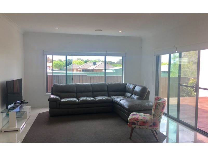 10 Birdie Place, Thurgoona NSW 2640