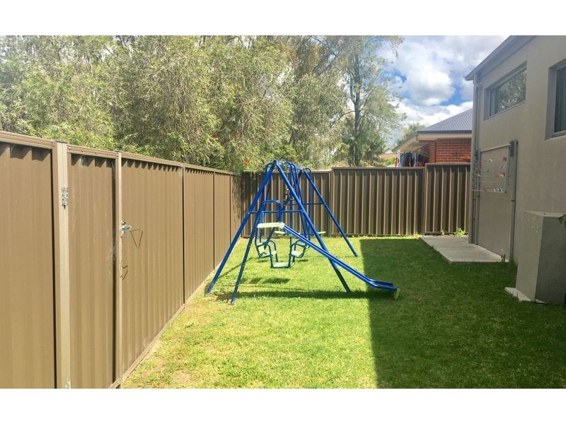 10 Birdie Place, Thurgoona NSW 2640