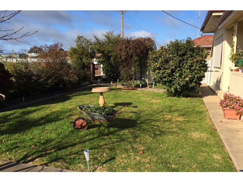 9 Commercial Street, Walla Walla NSW 2659