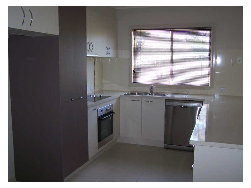 811 Centaur Road, Lavington NSW 2641