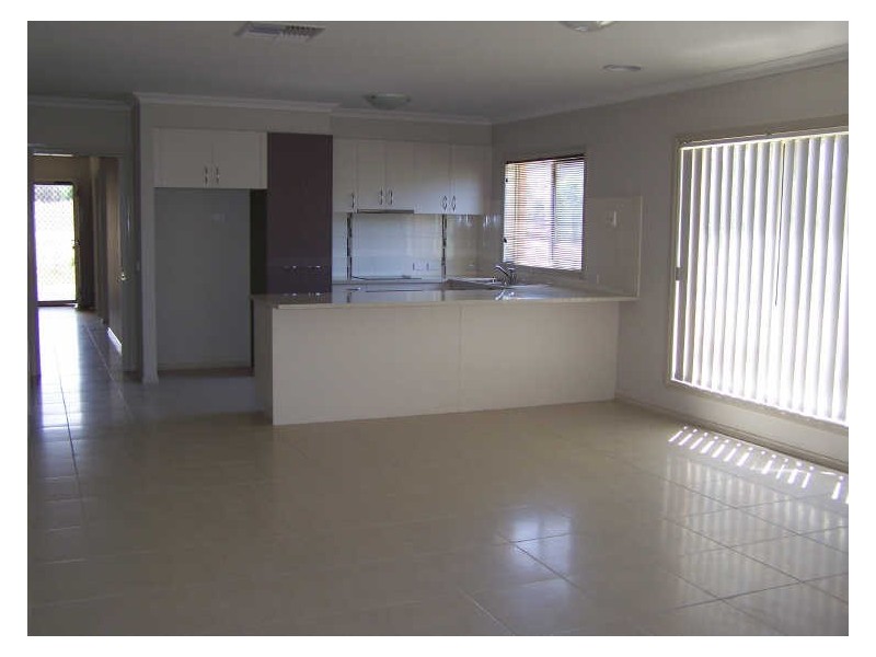 811 Centaur Road, Lavington NSW 2641