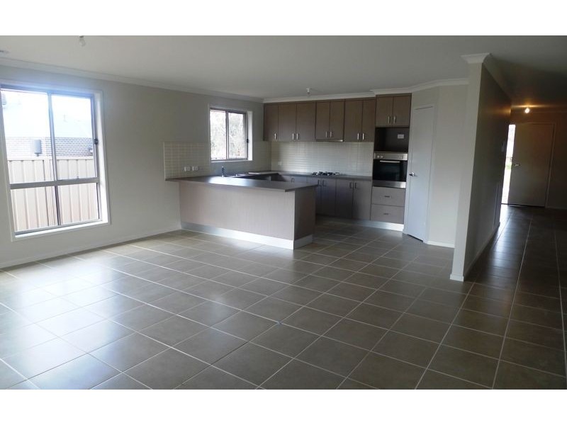 10 Severin Court, Thurgoona NSW 2640