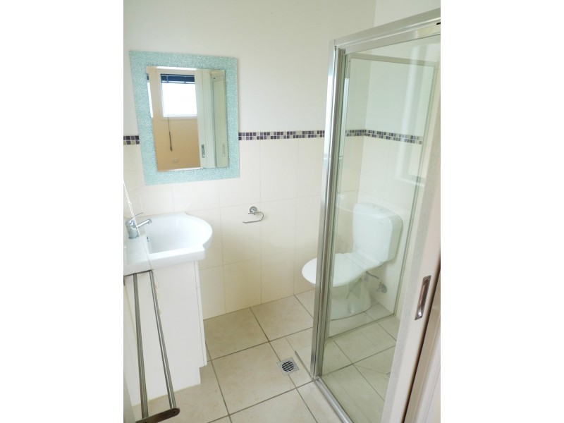 679 Pearsall Street, Albury NSW 2640