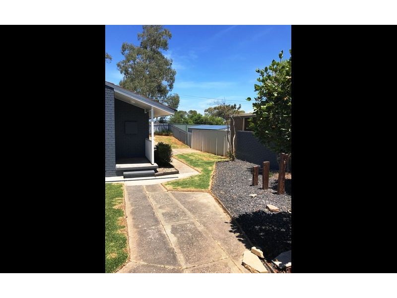 10 Algona Road, Lavington NSW 2641