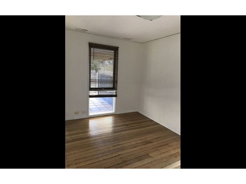 10 Algona Road, Lavington NSW 2641