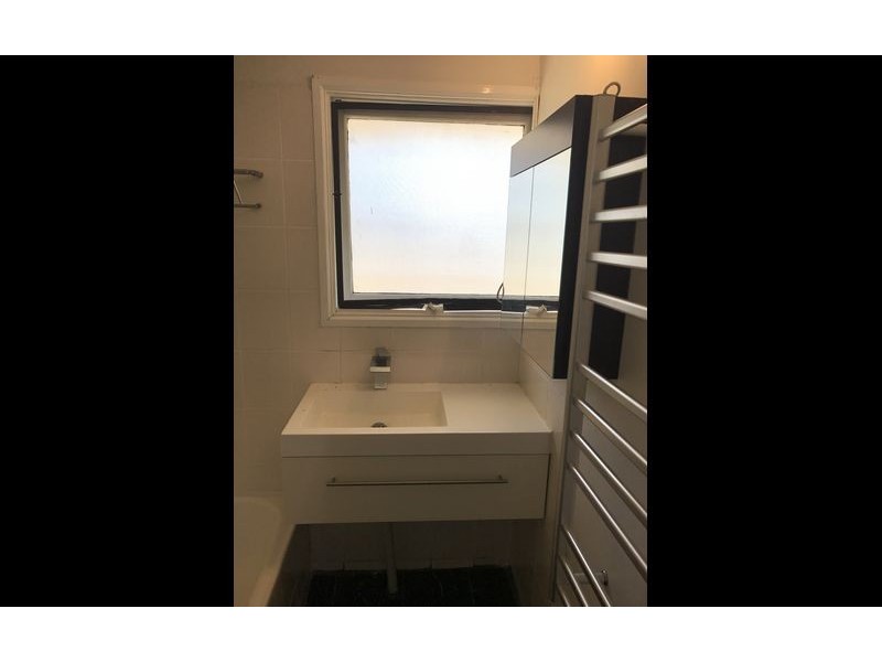 10 Algona Road, Lavington NSW 2641