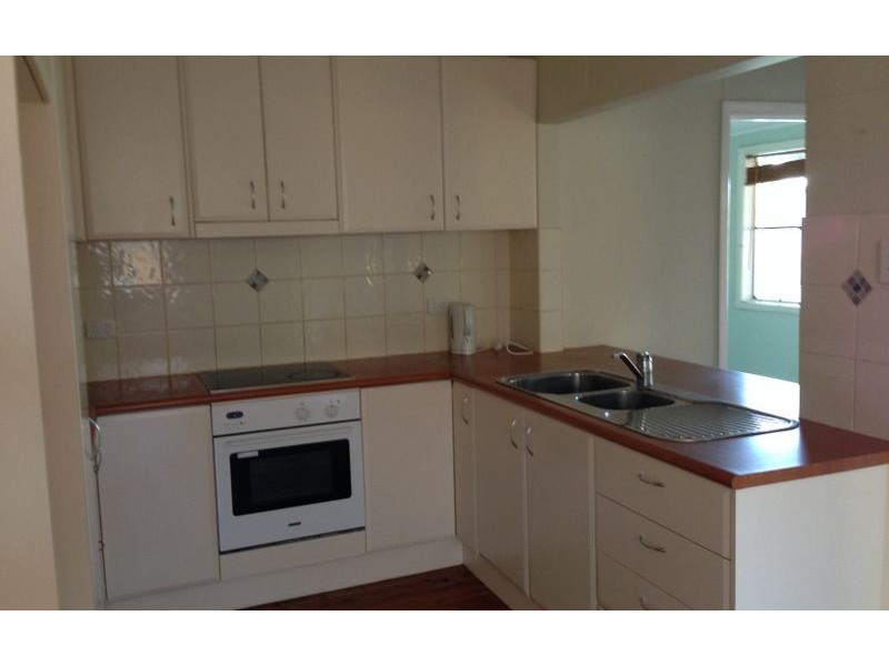377 Solomon Street, Albury NSW 2640