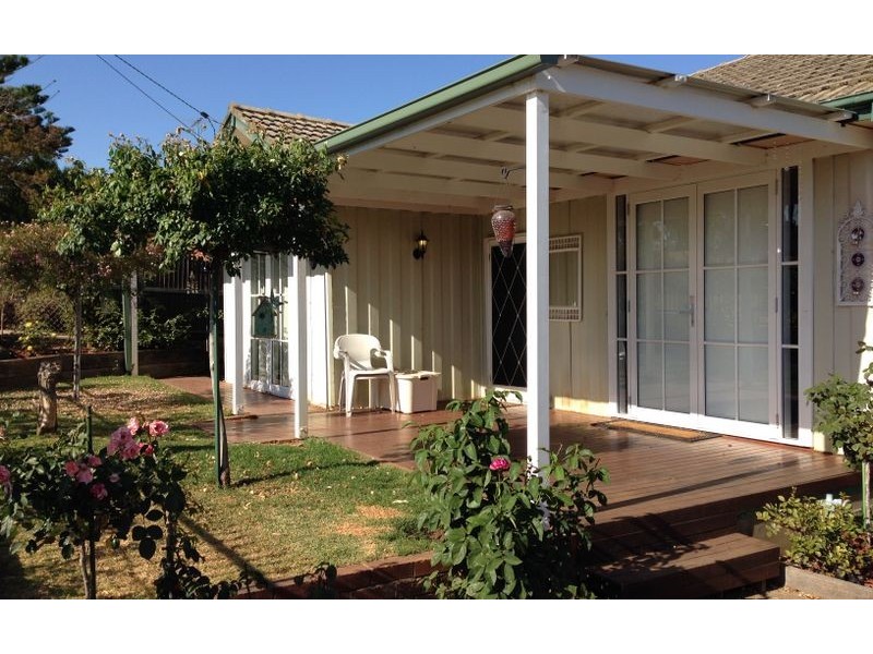 377 Solomon Street, Albury NSW 2640
