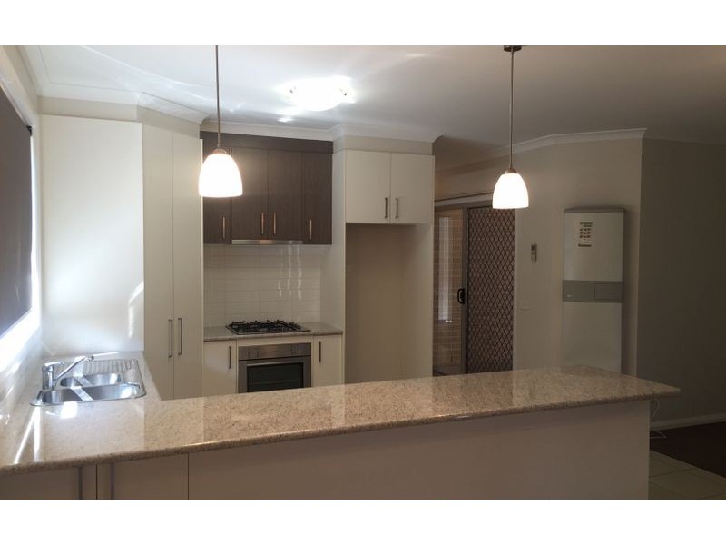 15 Stringybark Court, Thurgoona NSW 2640
