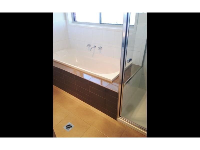 3/548 Klose Street, Lavington NSW 2641