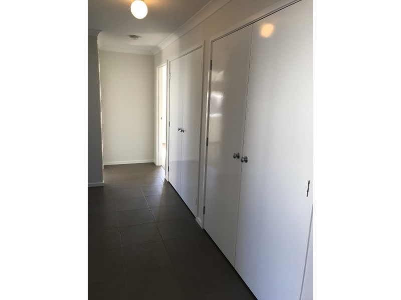 15 Pioneer Place, Thurgoona NSW 2640