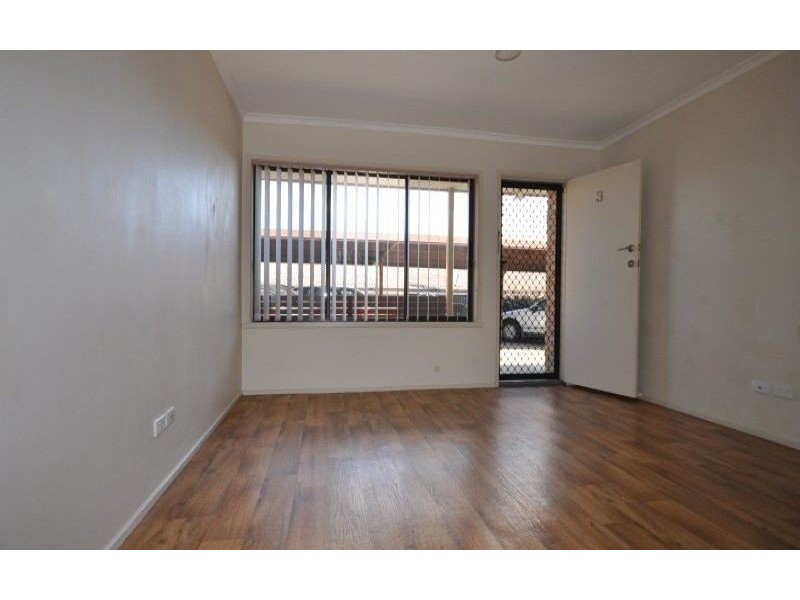 3/406 Schubach Street, East Albury NSW 2640