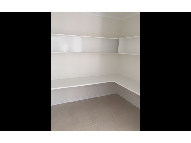 43 Felstead Circuit, Thurgoona NSW 2640