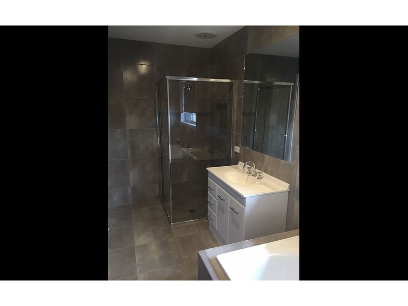 43 Felstead Circuit, Thurgoona NSW 2640