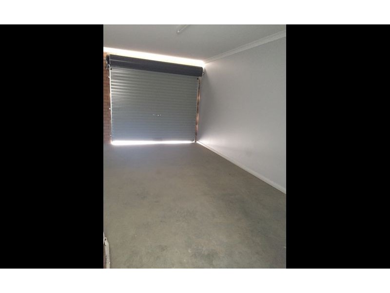 2/541 Klose Street, Lavington NSW 2641