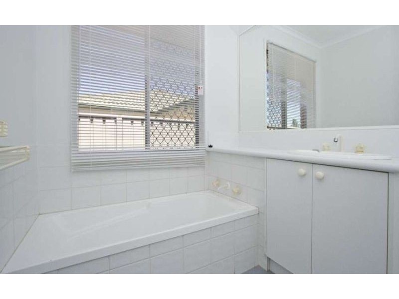 14 Cooper Close, Glenroy NSW 2640