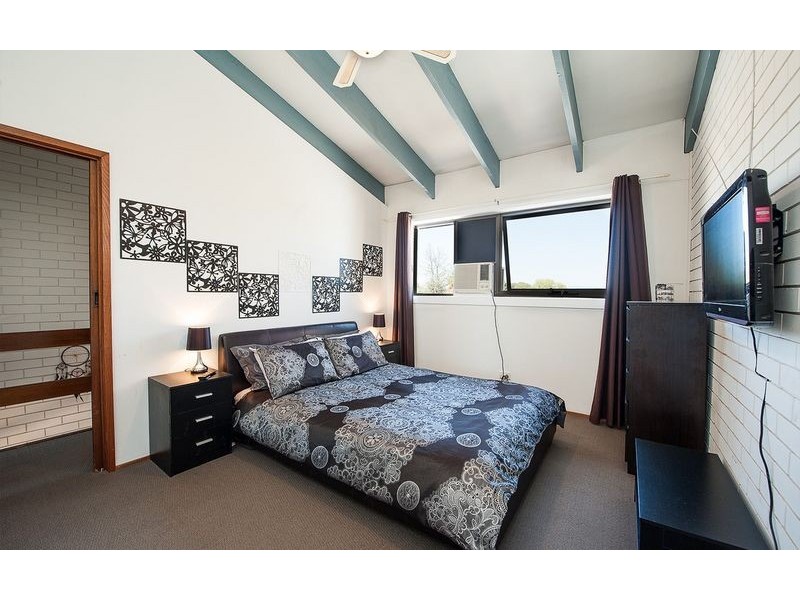 28/588 Oliver Street, Lavington NSW 2641