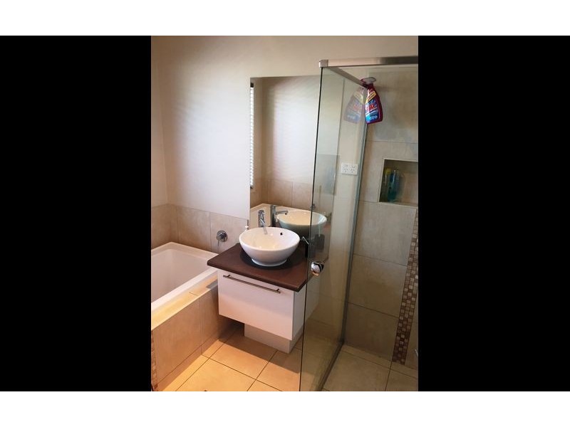 33 Shuter Avenue, Thurgoona NSW 2640