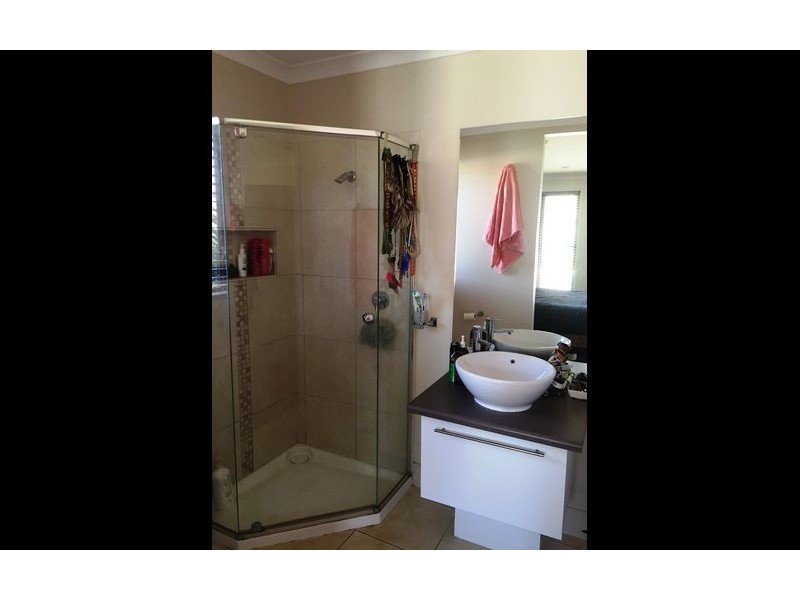 33 Shuter Avenue, Thurgoona NSW 2640