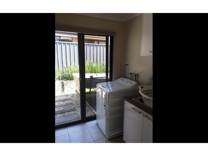 33 Shuter Avenue, Thurgoona NSW 2640